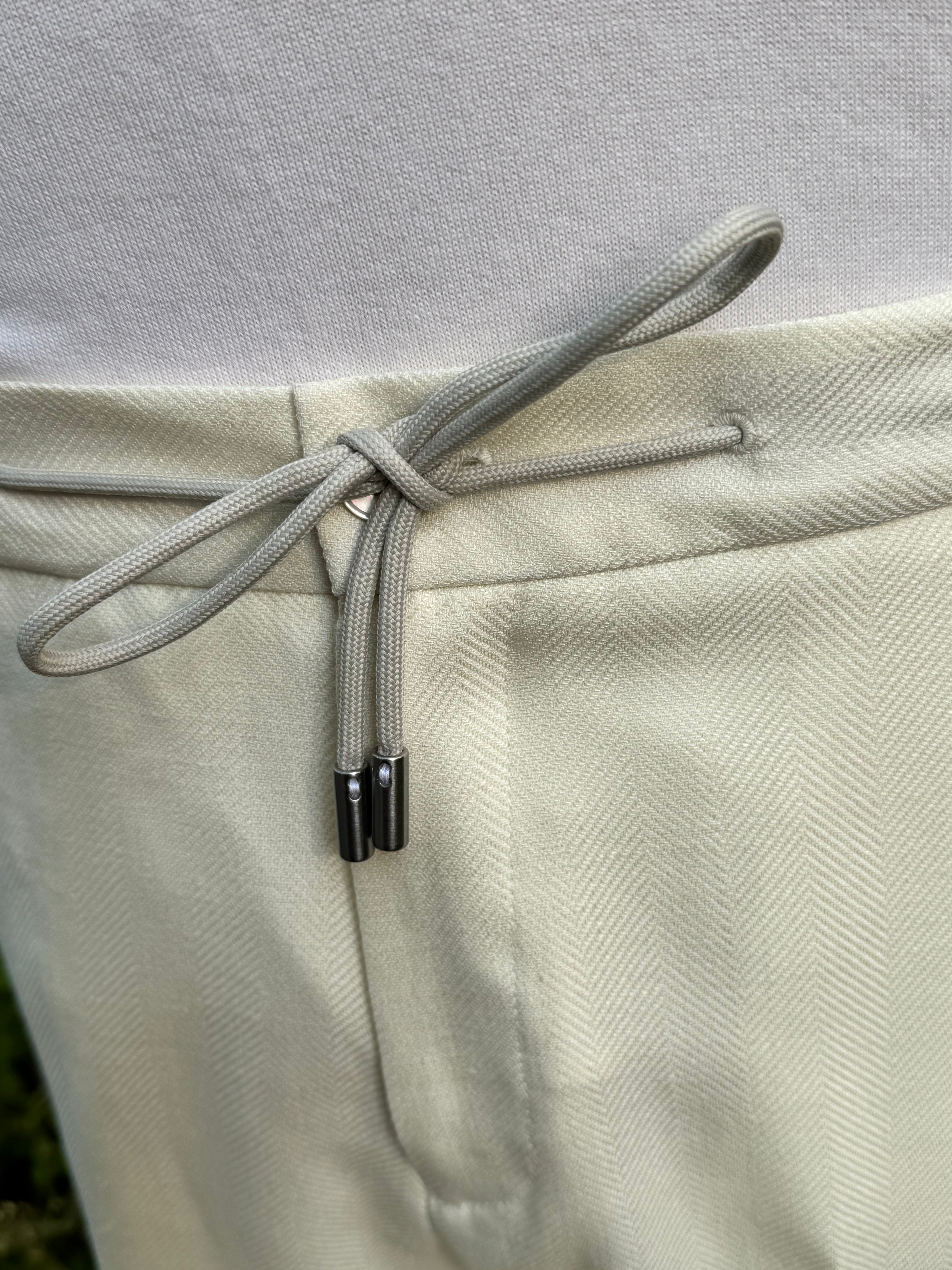 VANILLA SAFARI DRAWSTRING TROUSER