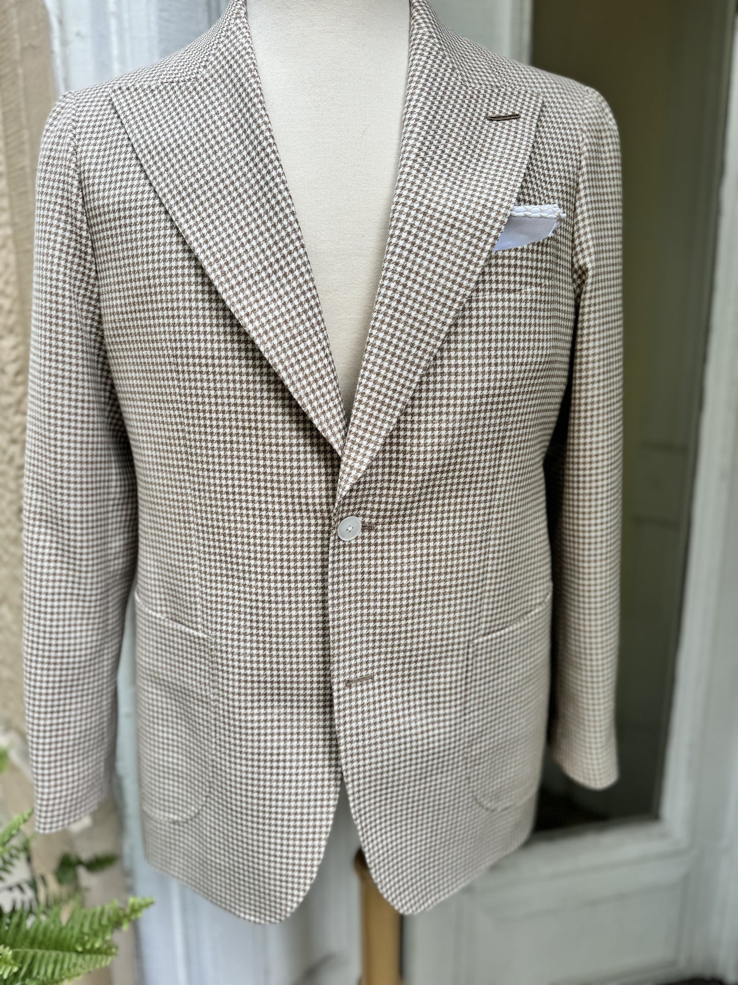 OAT & CREAM HOUNDSTOOTH JACKET Terry Corbett New York